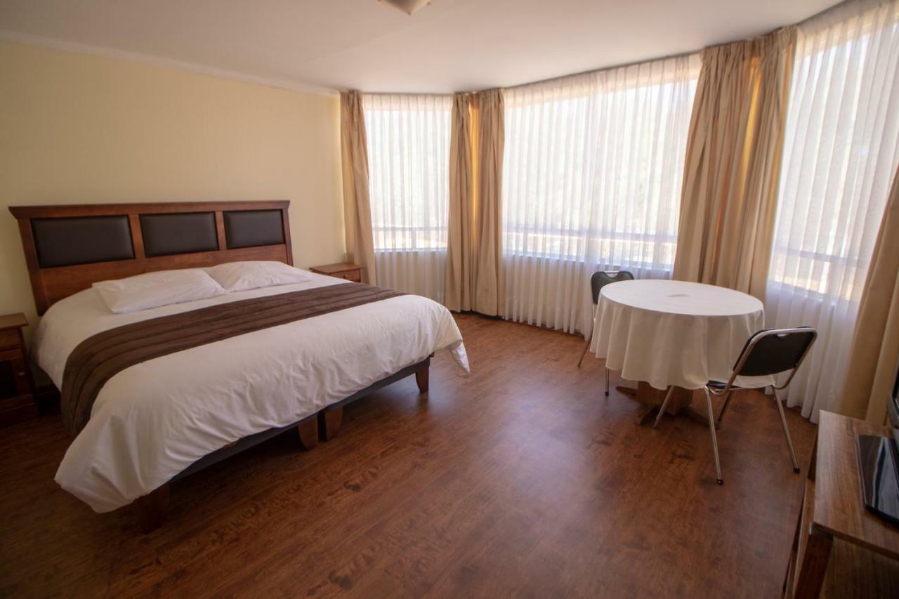 Hotel Quitor Calama Zewnętrze zdjęcie